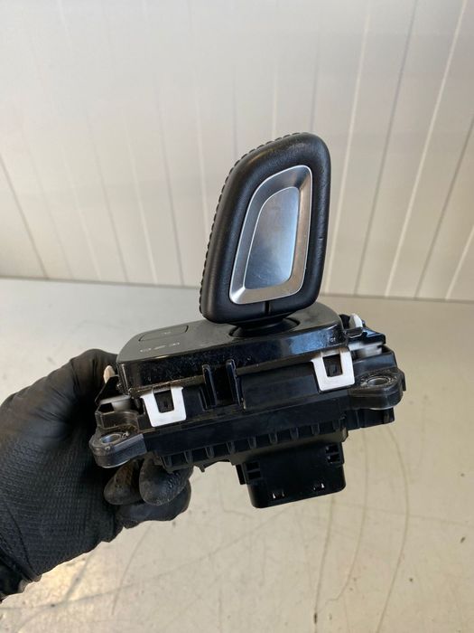 Nuca schimbator cutie viteze automata VOLVO XC40 2019 31437334