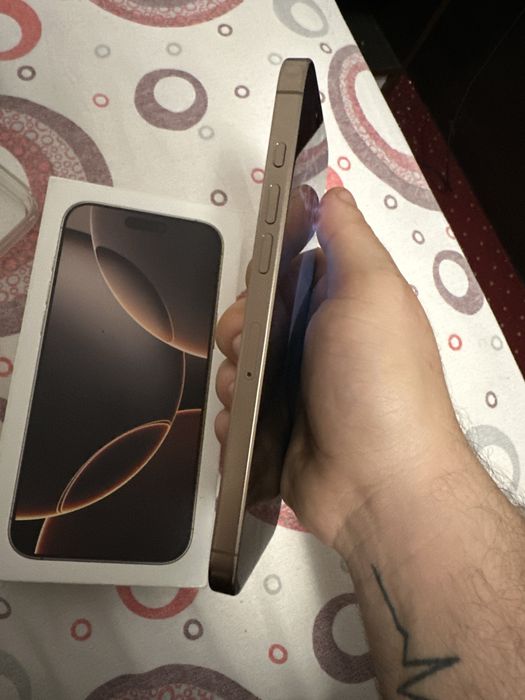 IPhone 16 Pro Max impecabil