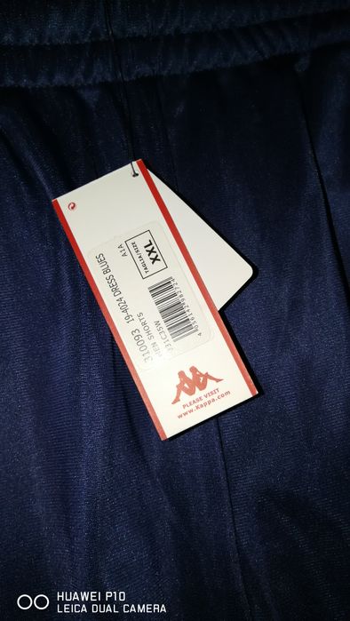 Vind short Kappa nou cu eticheta