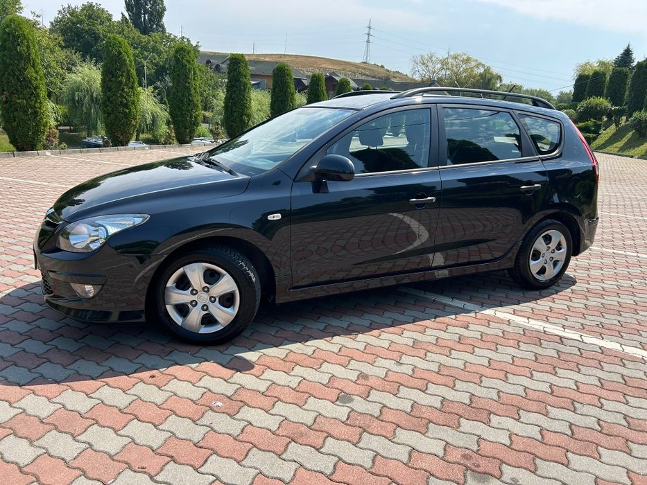 ~Hyundai i30facelift-1.4benzina-109cai-euro5-2011-adusa din germania~