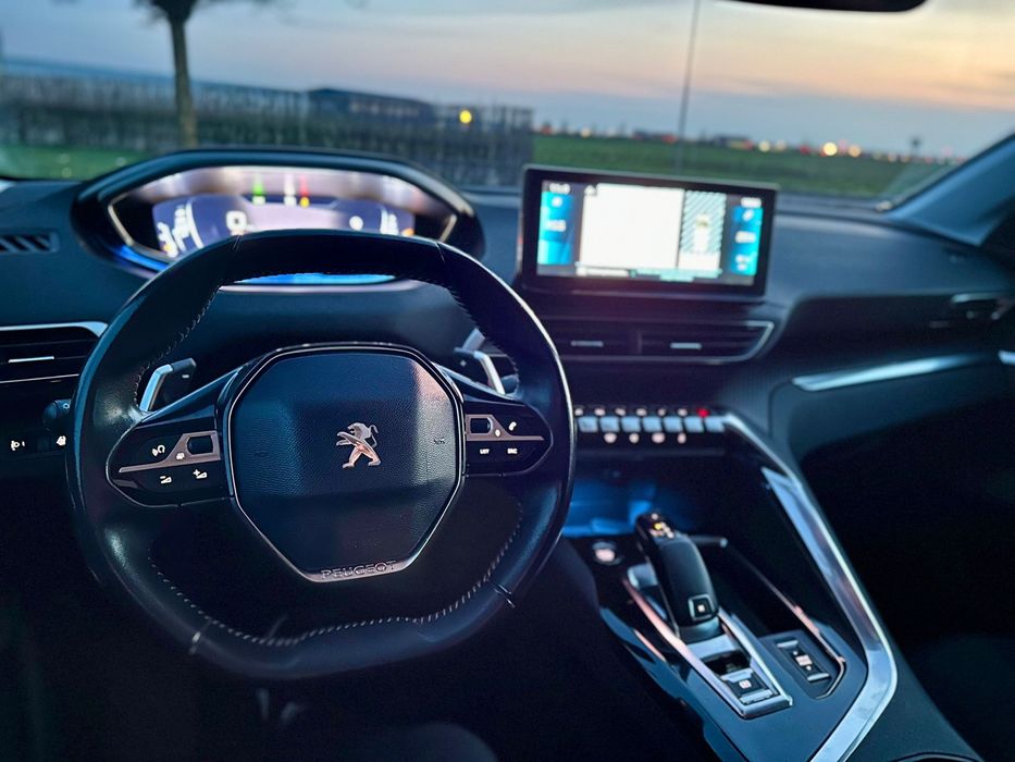 Peugeot 3008 Facelift// 1.5D// 50000km