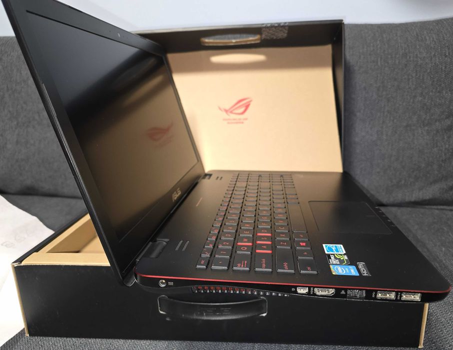 Laptop ASUS ROG G551JW