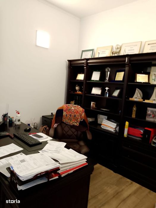 De Inchiriat Spatiu zona Centrala( Tribunal-Bd. Cuza)