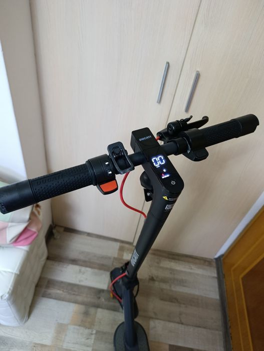 Trotineta electrica DUCATI PRO-I EVO, 8.5 inch, negru