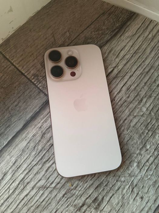 Срочно продам iphone 16 pro