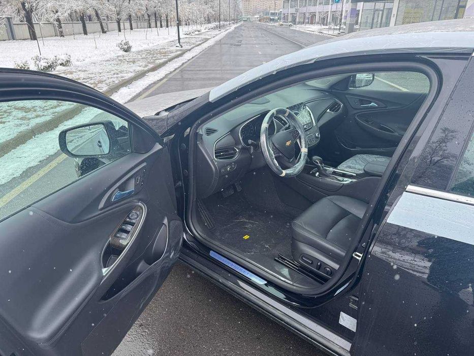 Malibu 2 Premier! 2022г! Черный! 19 тыс км пробега! Чистая!