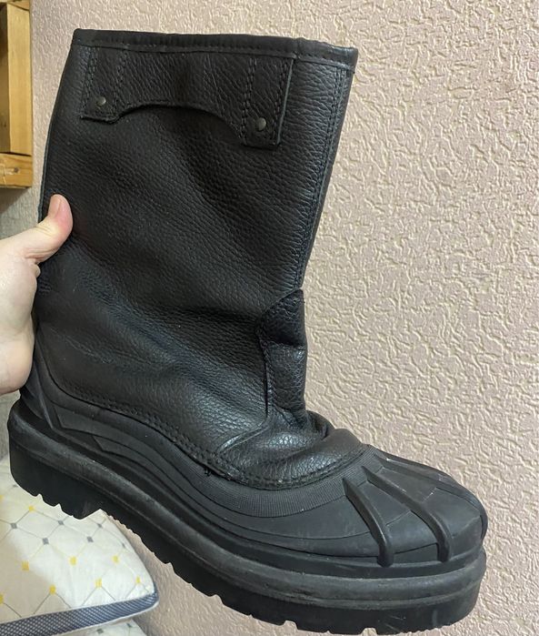 Продам сапоги новый