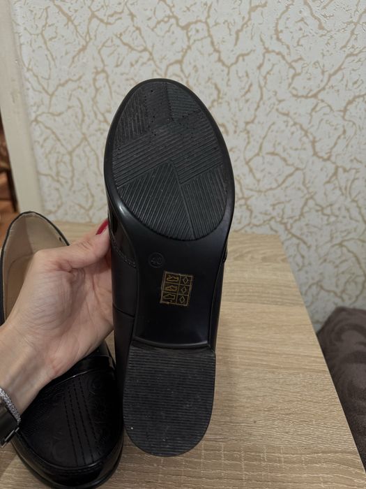Стилни обувки на ток