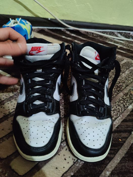 Adidași Nike mărime 37,5