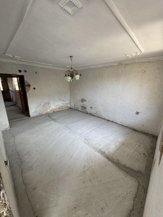 Продава се Етаж от къща в Приморско - 100 кв.м за 949 €/кв.м - Снимка #1