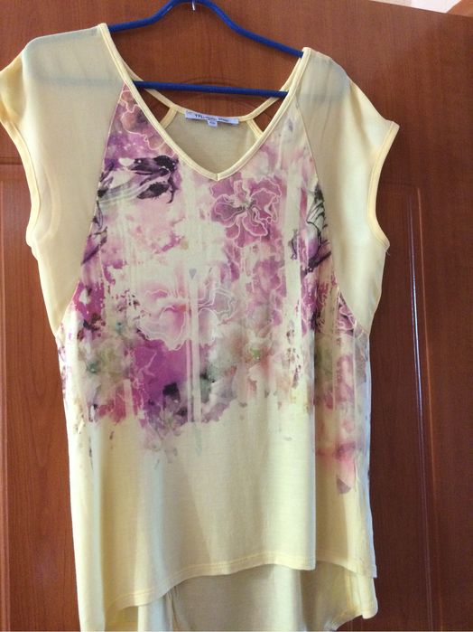 Футболки женские разные