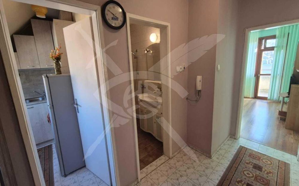 Дава се под наем Двустаен апартамент в Варна, Спортна зала - 64 кв.м за 400 € - Снимка #4