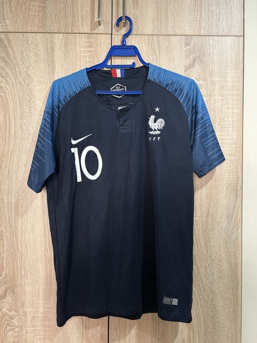 Футболни тениски