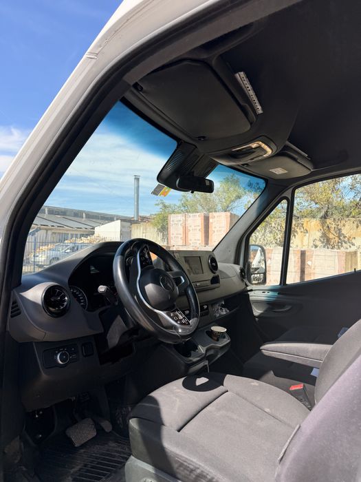 Inchiriez autoutilitara Mercedes Sprinter 316