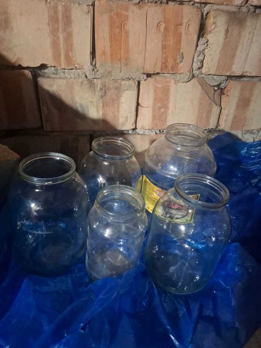 Продам банки 3л 2л 1л 0.5