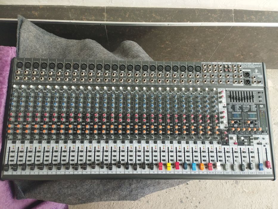 Бехренжир 3242 сотилади.