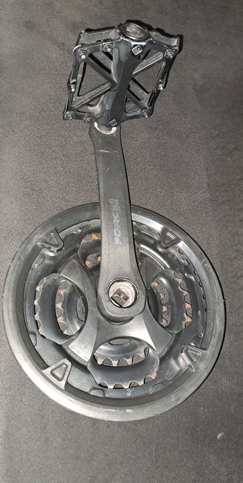 Angrenaj pedalier cu pedale