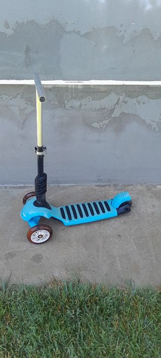 Trotineta bună de vanzare