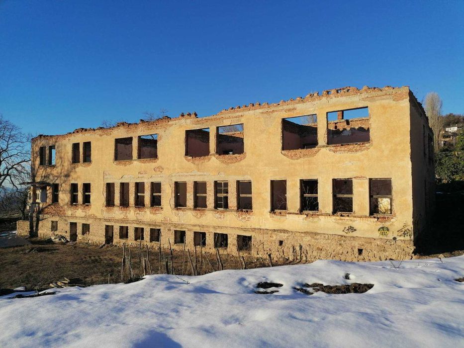 Продава се Парцел в София, Център - 3050 кв.м за 105 €/кв.м - Снимка #8