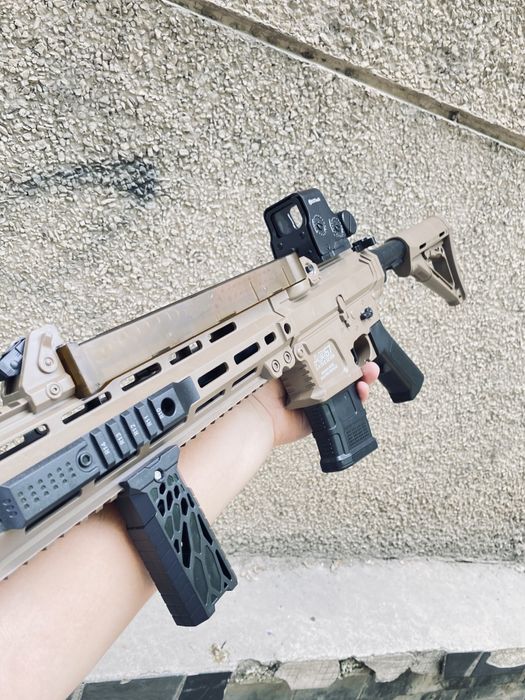 Орибиольный автомат AR-57