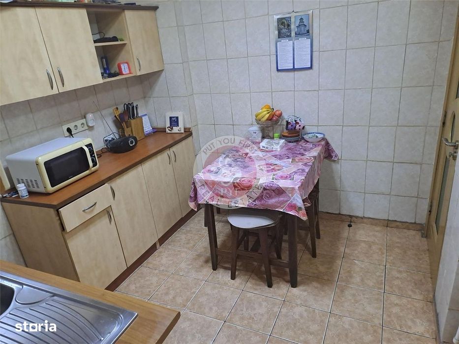 Ambasada Sloveniei | 2 camere in vila | 81 mp | semidecomandat