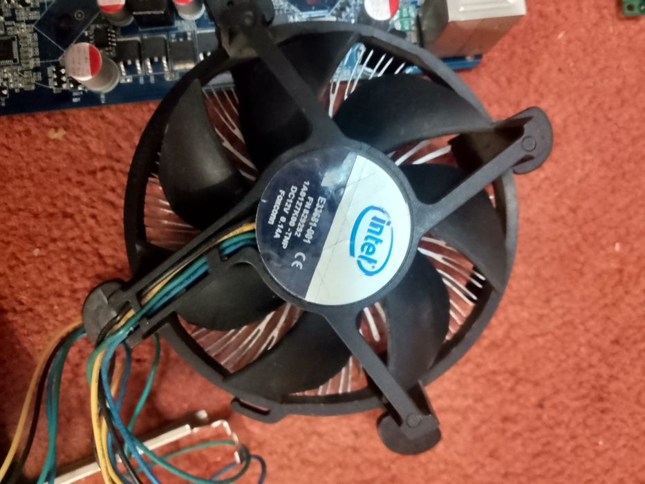 Части за компютър