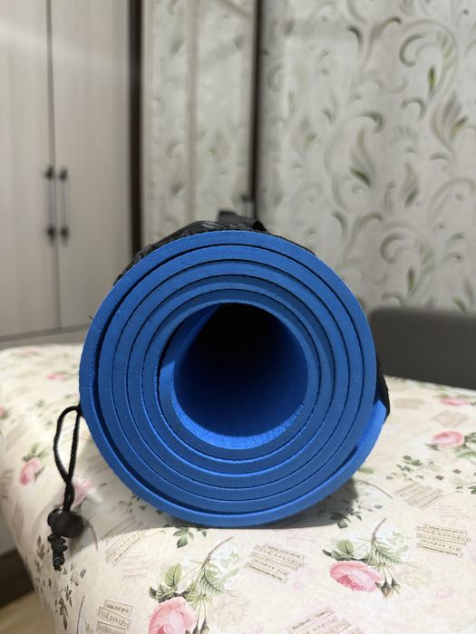 Коврик для йоги и фитнеса