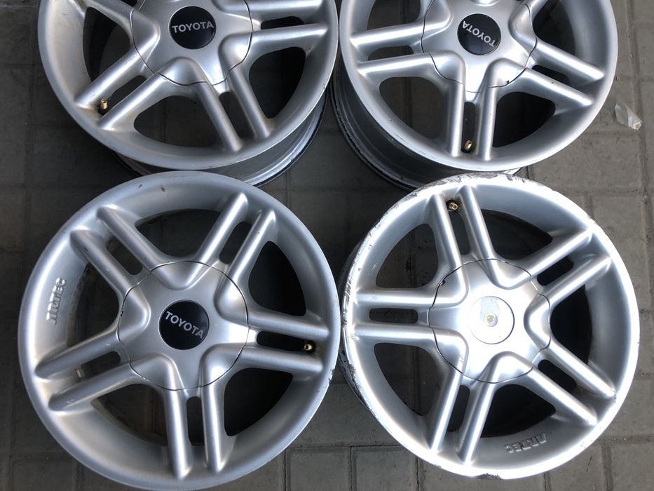 Диски на Тойота Карина R14