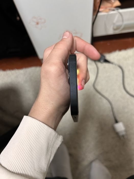 Обменяю айфон 13