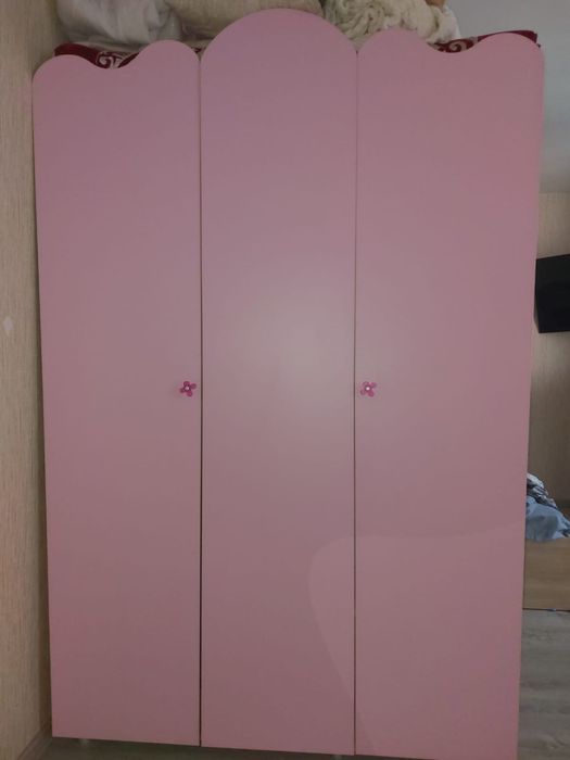 Спальный гарнитур для девочки