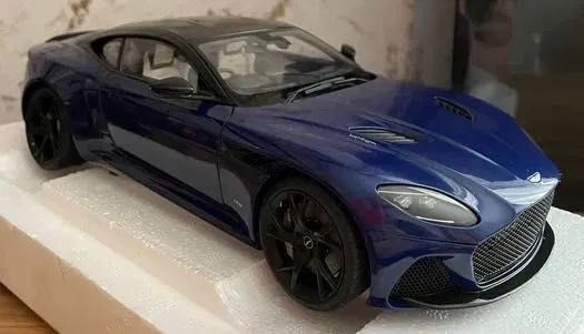Aston Martin DBS Superleggera AUTOart M1:18 Сапфирено синьо.