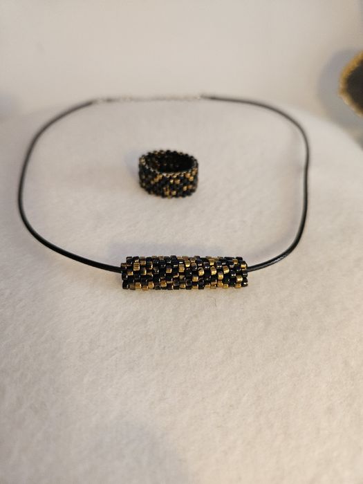 Bijuterii set cusute manual