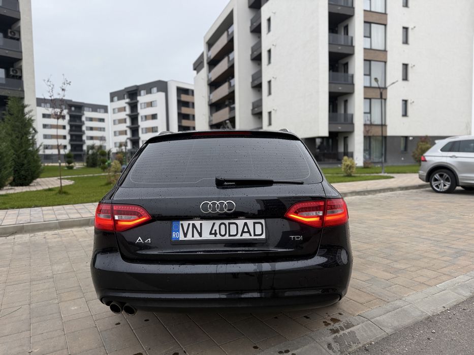 Vand Audi a4 b8.5 Facelift 2.0 TDI 2015 / Rate avans 0 / Schimb