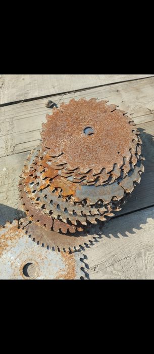 Отрезной диска сатылады.