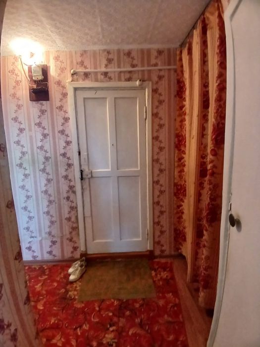 Продам 4 комнатную квартиру