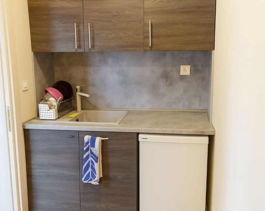 Дава се под наем Едностаен апартамент в Варна, Аспарухово - 40 кв.м за 290 € - Снимка #2