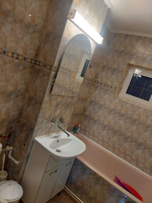 De inchiriat AP. 2 Camere IC Frimu