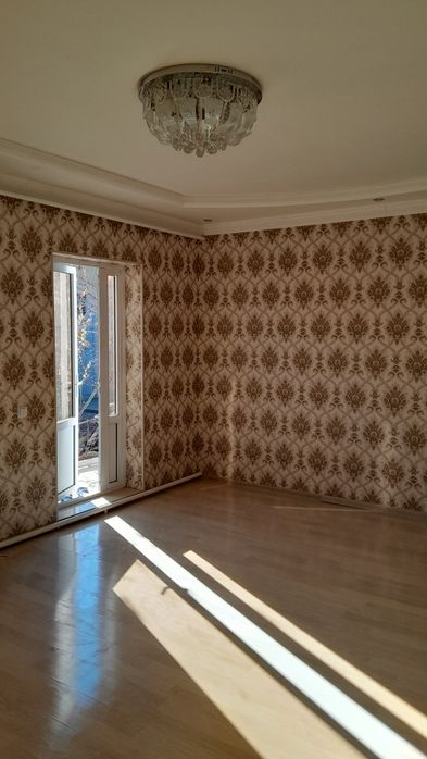 Янгиюль/Гулбахор мустакилик 10йили 42/уй.