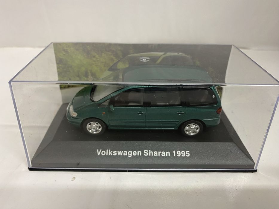 VOLKSWAGEN SHARAN an 2005 machetă auto scara 1:43 (11 cm) Ixo/Altaya
