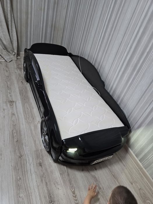 Кровать машинка с матрасом