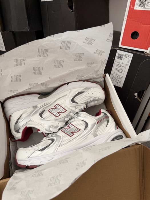 Новые кроссовки в LR