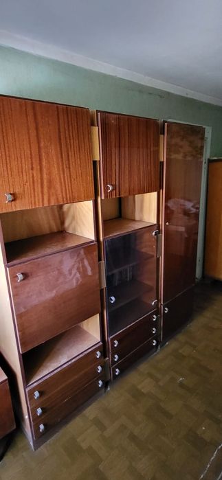 Продаётся мебель срочно , комплекс мебели