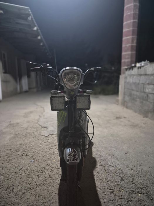 В продаже скутер ск 8