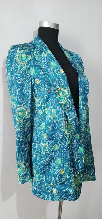 Пиджак женский  ZARA