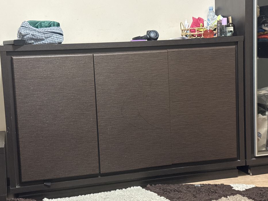 Продаётся гарнитур