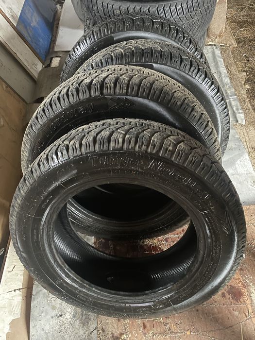 Продам резину 185/65/15