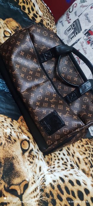 ПОСТУПЛЕНИЕ Louis Vuitton сумка  5 штук