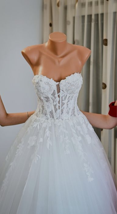 Rochie mireasa  printesa