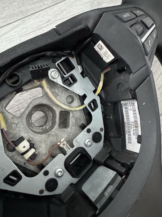 volan bmw f10 f11 complet!