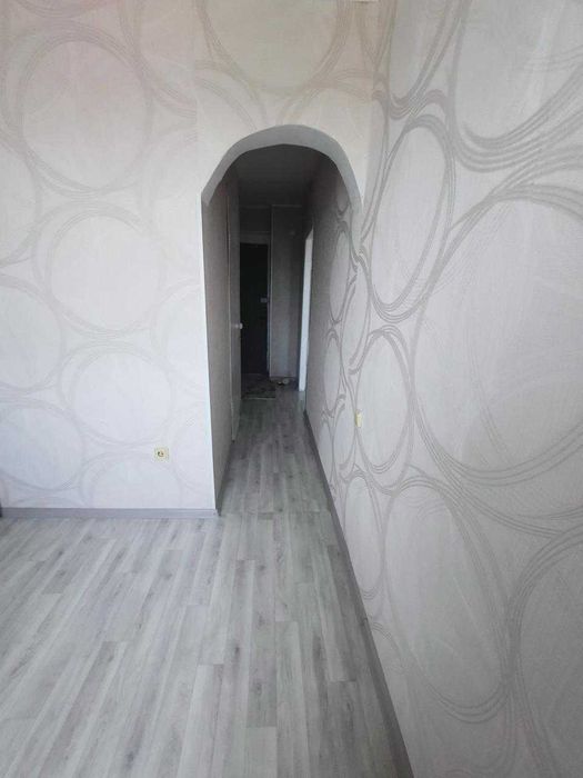 Срочно продам 1 ком 2004г. кв Жазира